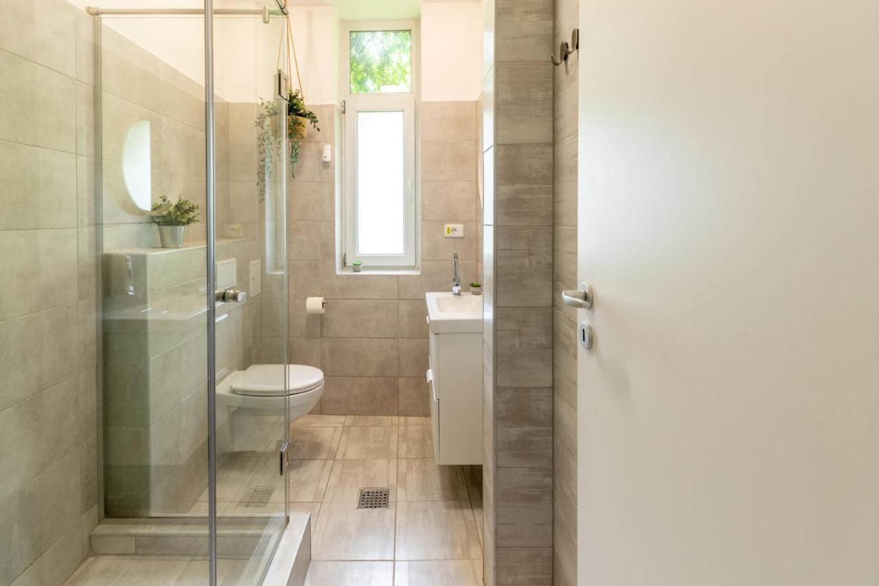 Ideal Stay: Spacious 2Br Apt Near Calea Victoriei Boekarest Buitenkant foto