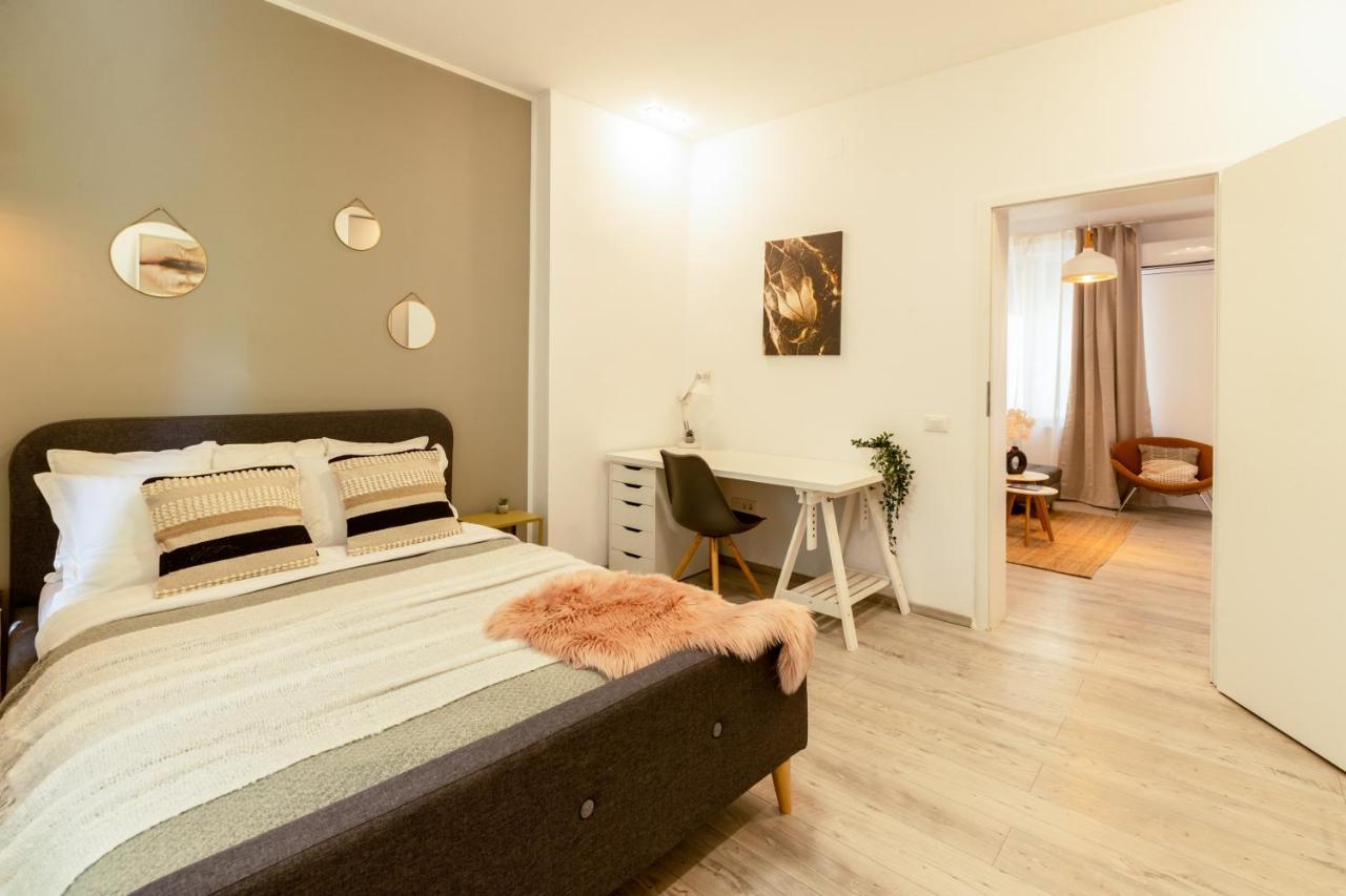 Ideal Stay: Spacious 2Br Apt Near Calea Victoriei Boekarest Buitenkant foto