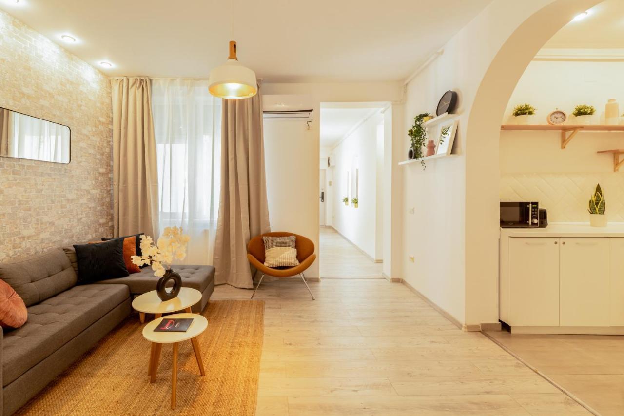 Ideal Stay: Spacious 2Br Apt Near Calea Victoriei Boekarest Buitenkant foto
