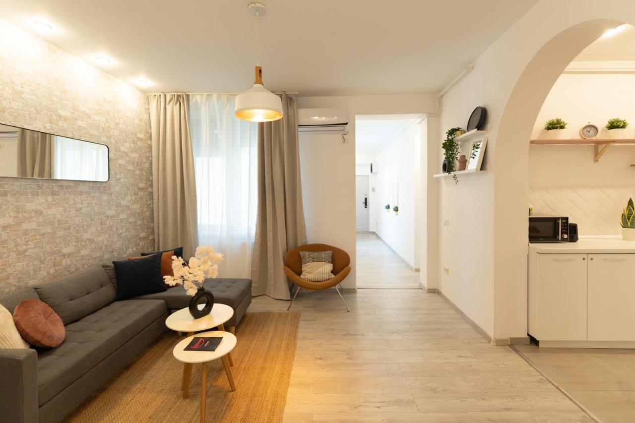 Ideal Stay: Spacious 2Br Apt Near Calea Victoriei Boekarest Buitenkant foto